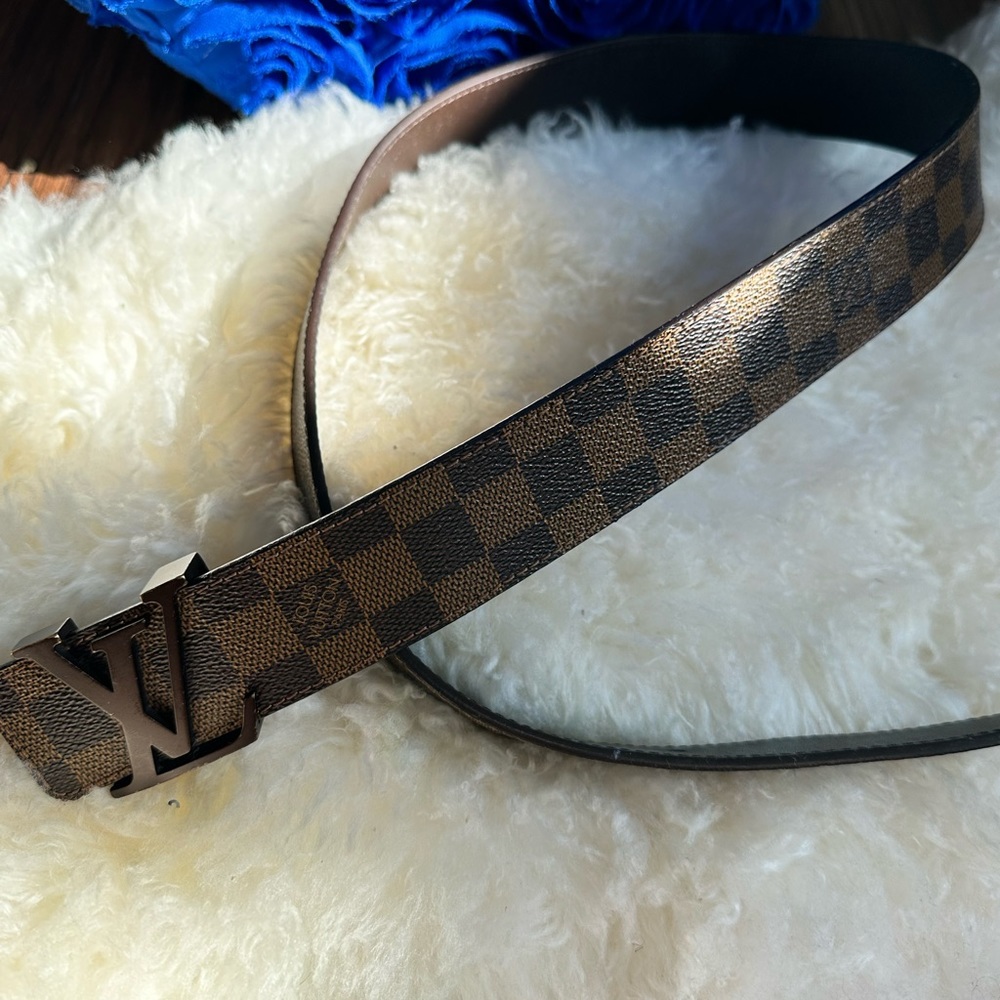 - [ ] Louis Vuitton Damier Ebene Initials Belt 85 CM authentic